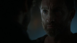 extant_GameOfThrones_4x02-TheLionAndTheRose_0957
