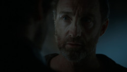 extant_GameOfThrones_4x02-TheLionAndTheRose_0966