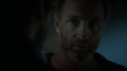 extant_GameOfThrones_4x02-TheLionAndTheRose_0967