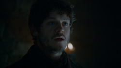 extant_GameOfThrones_4x02-TheLionAndTheRose_0981