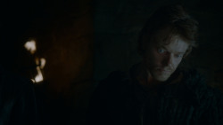 extant_GameOfThrones_4x02-TheLionAndTheRose_0983