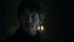 extant_GameOfThrones_4x02-TheLionAndTheRose_0993