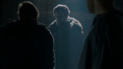 extant_GameOfThrones_4x02-TheLionAndTheRose_1007