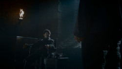 extant_GameOfThrones_4x02-TheLionAndTheRose_1021