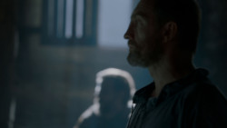 extant_GameOfThrones_4x02-TheLionAndTheRose_1032