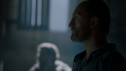 extant_GameOfThrones_4x02-TheLionAndTheRose_1034