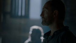 extant_GameOfThrones_4x02-TheLionAndTheRose_1036