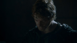extant_GameOfThrones_4x02-TheLionAndTheRose_1042
