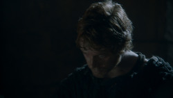 extant_GameOfThrones_4x02-TheLionAndTheRose_1044