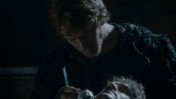 extant_GameOfThrones_4x02-TheLionAndTheRose_1049