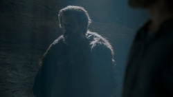 extant_GameOfThrones_4x02-TheLionAndTheRose_1101
