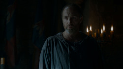 extant_GameOfThrones_4x02-TheLionAndTheRose_1132