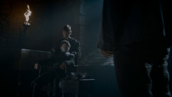 extant_GameOfThrones_4x02-TheLionAndTheRose_1144