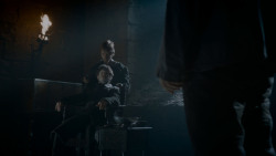 extant_GameOfThrones_4x02-TheLionAndTheRose_1146