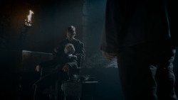 extant_GameOfThrones_4x02-TheLionAndTheRose_1149