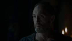 extant_GameOfThrones_4x02-TheLionAndTheRose_1165