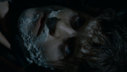 extant_GameOfThrones_4x02-TheLionAndTheRose_1170
