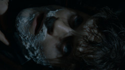 extant_GameOfThrones_4x02-TheLionAndTheRose_1172