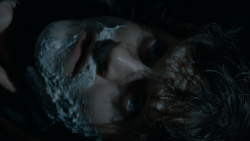 extant_GameOfThrones_4x02-TheLionAndTheRose_1184