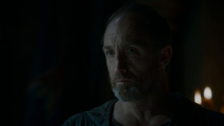 extant_GameOfThrones_4x02-TheLionAndTheRose_1201