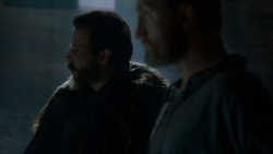 extant_GameOfThrones_4x02-TheLionAndTheRose_1236