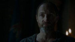 extant_GameOfThrones_4x02-TheLionAndTheRose_1257