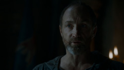 extant_GameOfThrones_4x02-TheLionAndTheRose_1260
