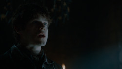 extant_GameOfThrones_4x02-TheLionAndTheRose_1276