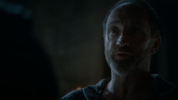 extant_GameOfThrones_4x02-TheLionAndTheRose_1280