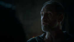 extant_GameOfThrones_4x02-TheLionAndTheRose_1291