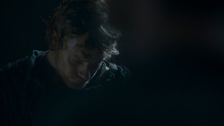 extant_GameOfThrones_4x02-TheLionAndTheRose_1292