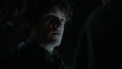 extant_GameOfThrones_4x02-TheLionAndTheRose_1310