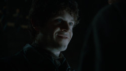 extant_GameOfThrones_4x02-TheLionAndTheRose_1314