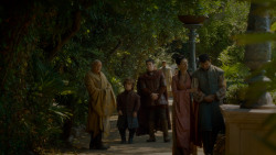 extant_GameOfThrones_4x02-TheLionAndTheRose_1329