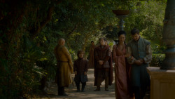 extant_GameOfThrones_4x02-TheLionAndTheRose_1334