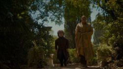 extant_GameOfThrones_4x02-TheLionAndTheRose_1351