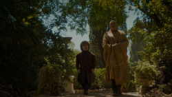 extant_GameOfThrones_4x02-TheLionAndTheRose_1352