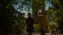 extant_GameOfThrones_4x02-TheLionAndTheRose_1355