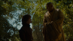 extant_GameOfThrones_4x02-TheLionAndTheRose_1373