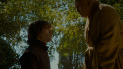 extant_GameOfThrones_4x02-TheLionAndTheRose_1393