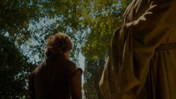 extant_GameOfThrones_4x02-TheLionAndTheRose_1395
