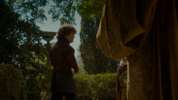 extant_GameOfThrones_4x02-TheLionAndTheRose_1400