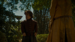 extant_GameOfThrones_4x02-TheLionAndTheRose_1405