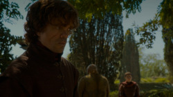 extant_GameOfThrones_4x02-TheLionAndTheRose_1430