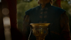 extant_GameOfThrones_4x02-TheLionAndTheRose_1446