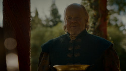 extant_GameOfThrones_4x02-TheLionAndTheRose_1450
