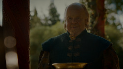 extant_GameOfThrones_4x02-TheLionAndTheRose_1452