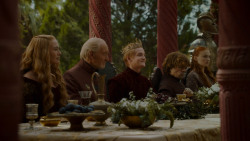 extant_GameOfThrones_4x02-TheLionAndTheRose_1461
