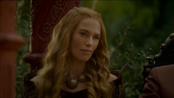 extant_GameOfThrones_4x02-TheLionAndTheRose_1472