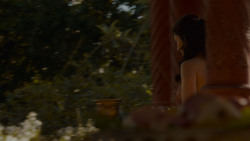 extant_GameOfThrones_4x02-TheLionAndTheRose_1474